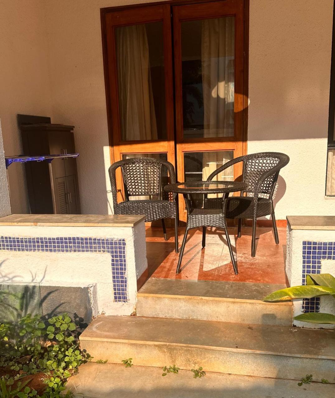 Riviera Hermitage Arpora Exterior photo